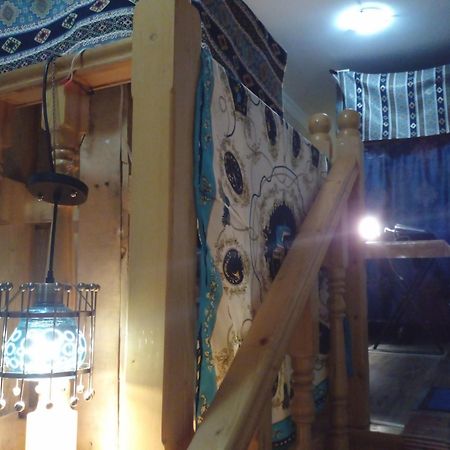 Blue Hostel - Check Message After Booking 트빌리시 외부 사진